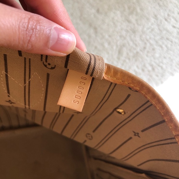 Louis Vuitton MM Neverfull Monogram - Picture 4 of 6